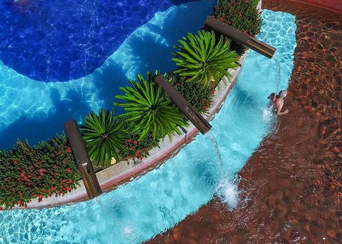 HotSprings OFICIAL B3 Hotéis